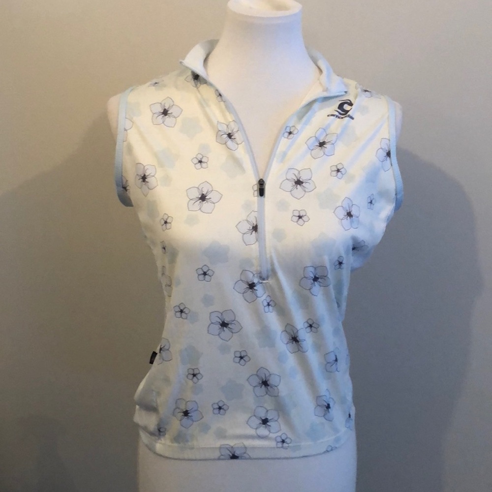 Cute White Flower Sleeveless Cycle Top